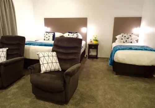 BKs Premier Motel Hamilton Rooms Photos