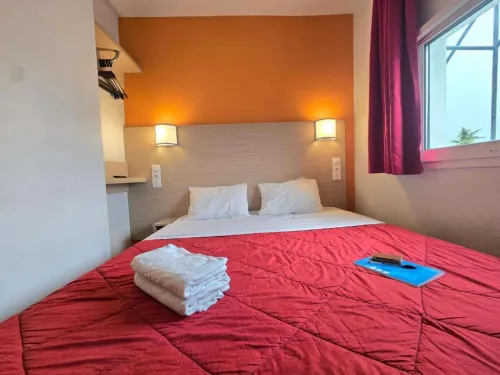 Premiere Classe Troyes Sud - Parc Saint Thibault Photos