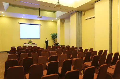 Cipta Hotel Pancoran Fasilitas Bisnis Photos