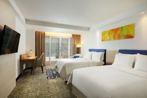 Four Points by Sheraton Makassar Kamar Photos