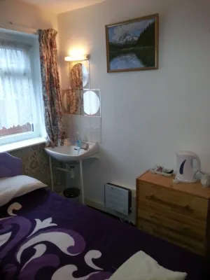 Jesmond International Hotel Zimmer Photos
