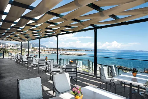 Ramada by Wyndham, Athens Club Attica Riviera Espaces publics Photos