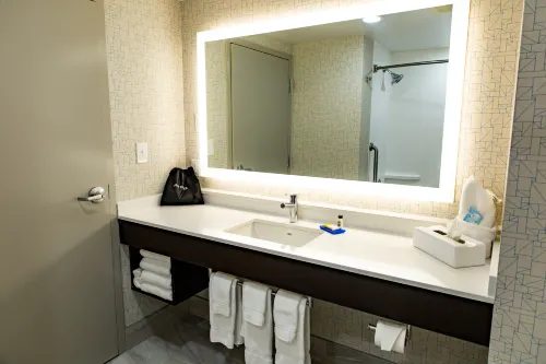 Holiday Inn Express Columbus - Dublin Rooms Photos