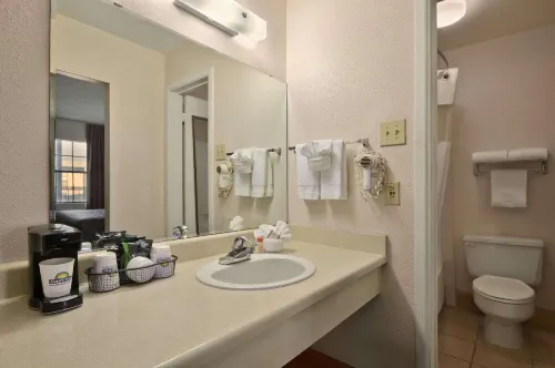 Baymont by Wyndham San Antonio Near Lackland AFB Chambres Photos