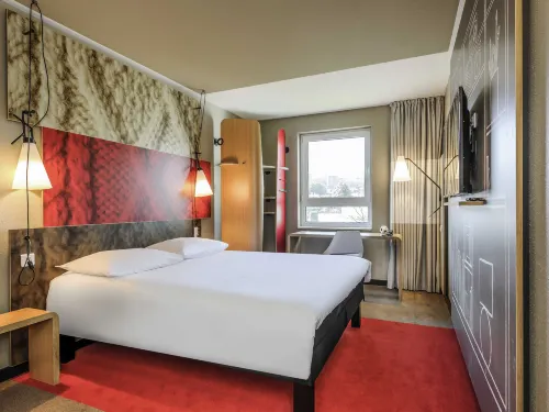 Ibis London Stratford Rooms Photos