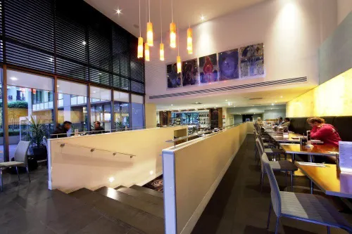 Seasons Botanic Gardens Dining Photos