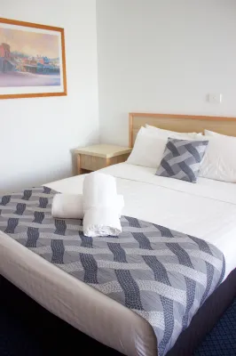 Albury Paddlesteamer Motel Rooms Photos