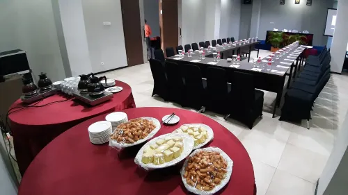 Xtra Hotel Bengkulu Business Photos