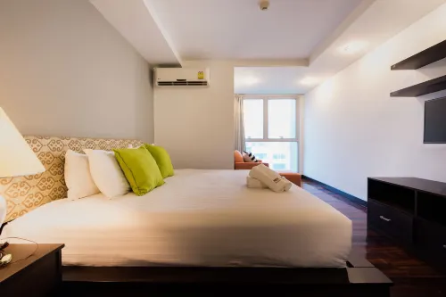 Nice Residence Hotel Bangkok Huoneet Photos