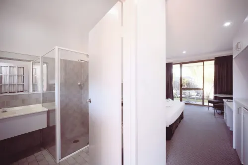 Island Palms Motor Inn Rooms Photos