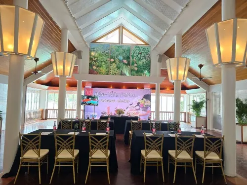 Mom Tri's Villa Royale Бизнес-удобства Photos