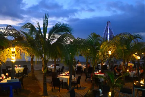 Emperador Vallarta Beachfront Hotel and Suites Dining Photos
