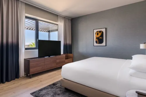 Geneva Marriott Hotel Photos