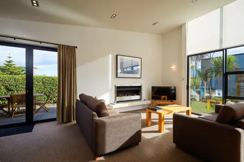 The Fairways Luxury Accommodation Kaikoura Photos