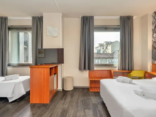 B&B Hotel Torino President Rooms Photos