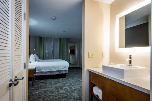 SpringHill Suites Denton Chambres Photos