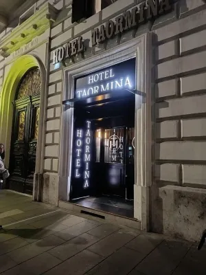 Hotel Taormina Exterior Photos