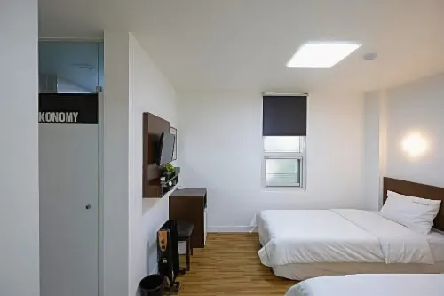 Ekonomy Haeundae Hostel Photos