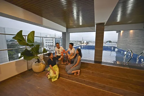 Whiz Prime Hotel Basuki Rahmat Malang Relaksasi & Rekreasi Photos