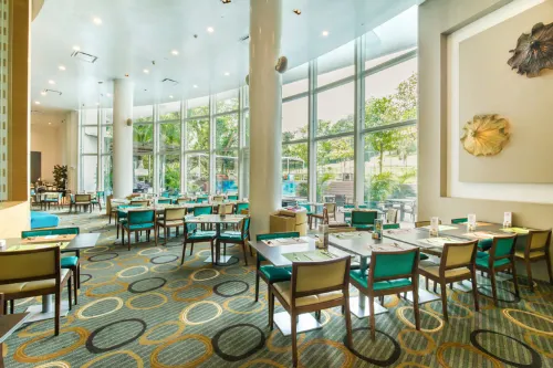 Village Hotel Changi by Far East Hospitality Restauration Photos