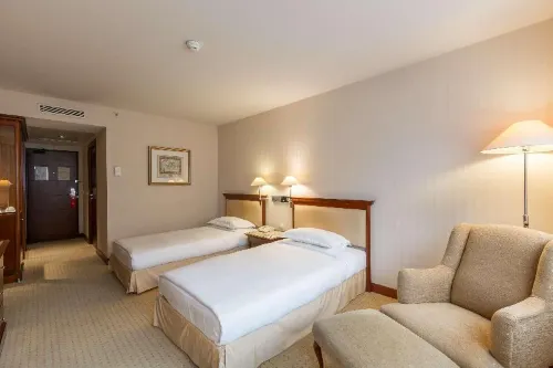 Evergreen Laurel Hotel Featured Photos