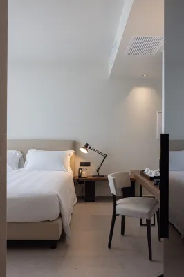 B21 Lifestyle Hotel Rooms Photos