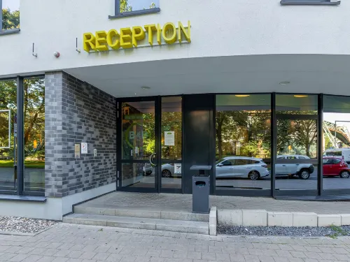 B&B HOTEL Wuppertal City-South من الخارج Photos