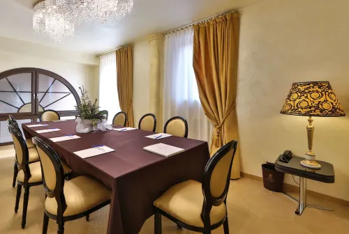 Best Western Premier Milano Palace Hotel Business Photos