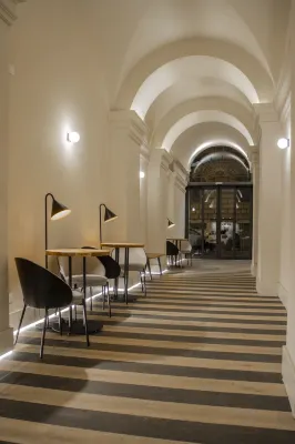 Room Select Via Veneto Public Areas Photos
