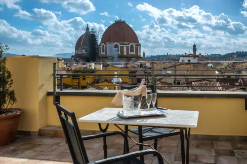 Hotel Machiavelli Palace Near Hotel Photos