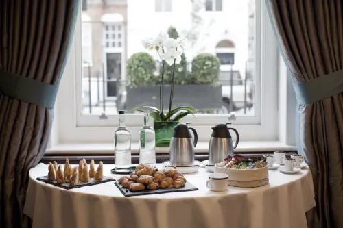 Gem Langham Court Hotel Dining Photos