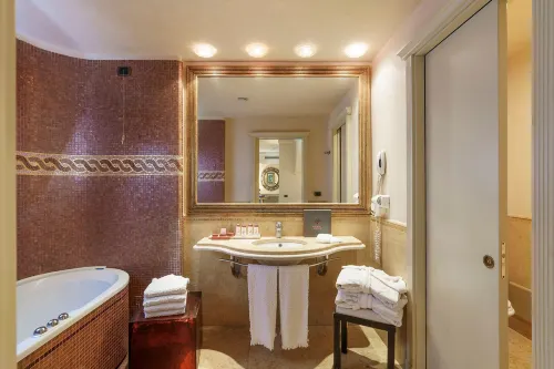 Romano Palace Luxury Hotel Camere Photos
