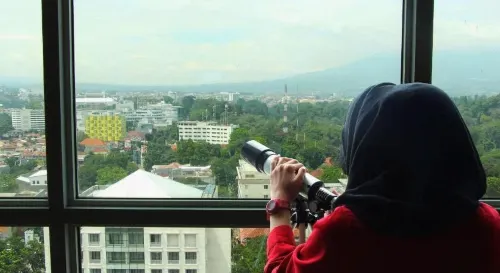 Swiss-Belhotel Bogor Dekat Hotel Photos