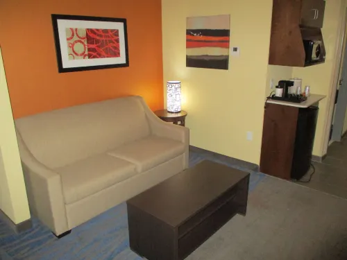 Best Western St. Louis Airport North Hotel  Suites Photos