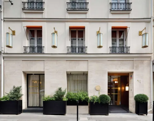 Le Belgrand Hotel Paris Champs Elysees, Tapestry Collection by Hilton À ne pas manquer Photos