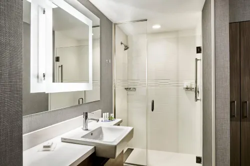 SpringHill Suites by Marriott The Dunes On Monterey Bay Photos