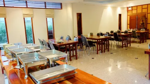 Deeden Pattaya Resort Mahlzeiten Photos