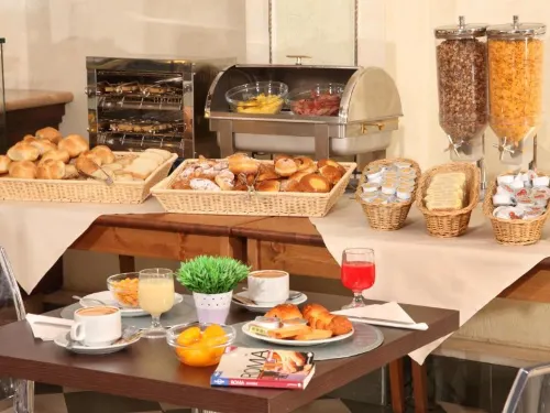 Hotel Alessandrino Dining Photos
