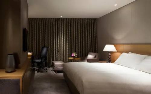 LOTTE City Hotel Jeju Rooms Photos