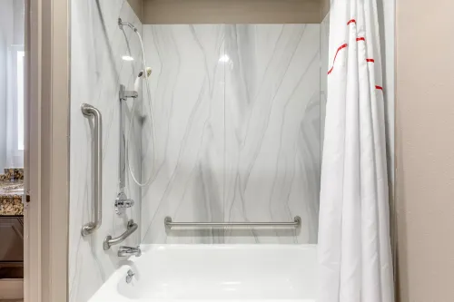 Red Roof Inn & Suites Newport News Phòng Photos