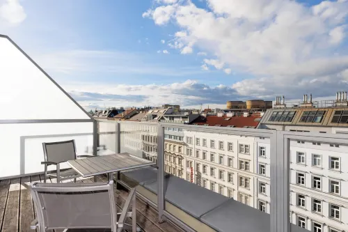 Eurostars Embassy Camere Photos