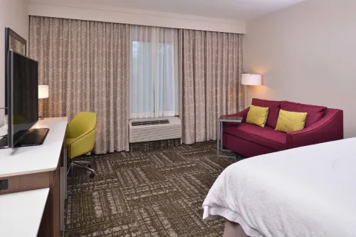 Hampton Inn & Suites Dallas Market Center Chambres Photos