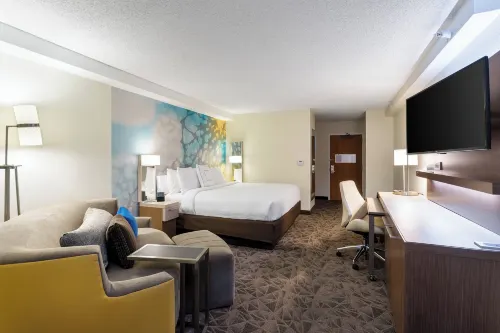 Courtyard Miami Downtown/Brickell Area Rooms Photos