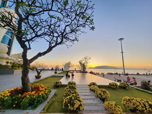 Nha Trang Lodge Hotel Рядом с отелем Photos