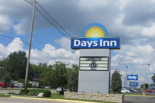 Days Inn by Wyndham Columbus Airport À proximité de l'hôtel Photos