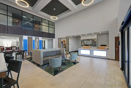 Holiday Inn Express & Suites Newport Espaces publics Photos