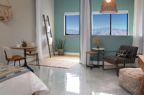 Azure Palm Hot Springs Rooms Photos