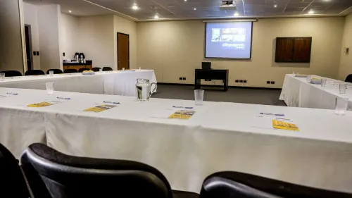 City Express Plus by Marriott Cali Colombia Business Facilities Photos