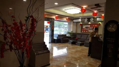 Holiday Hotel Batam Public Areas Photos