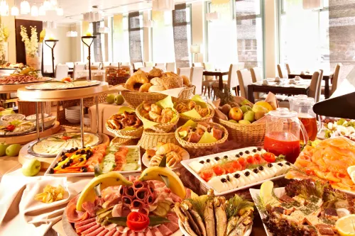 Hotel Kiel by Golden Tulip Restauration Photos